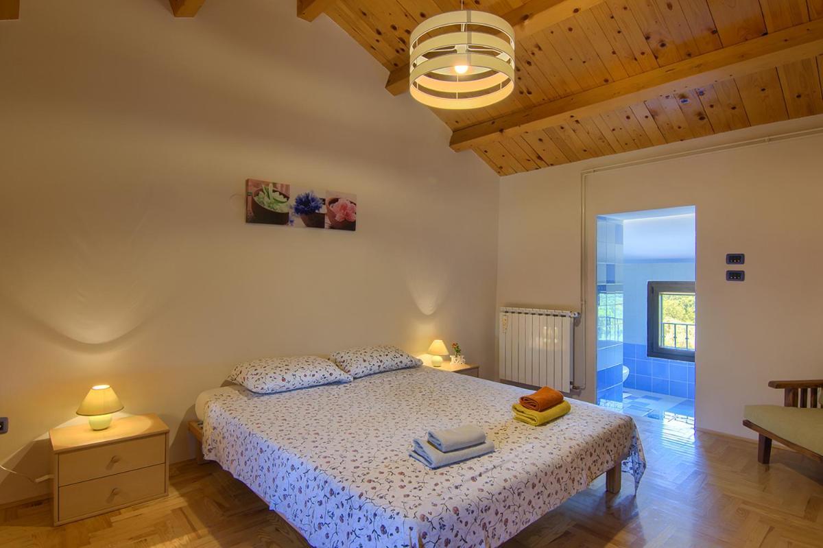 Holiday Home Kukurin Bale Exterior photo